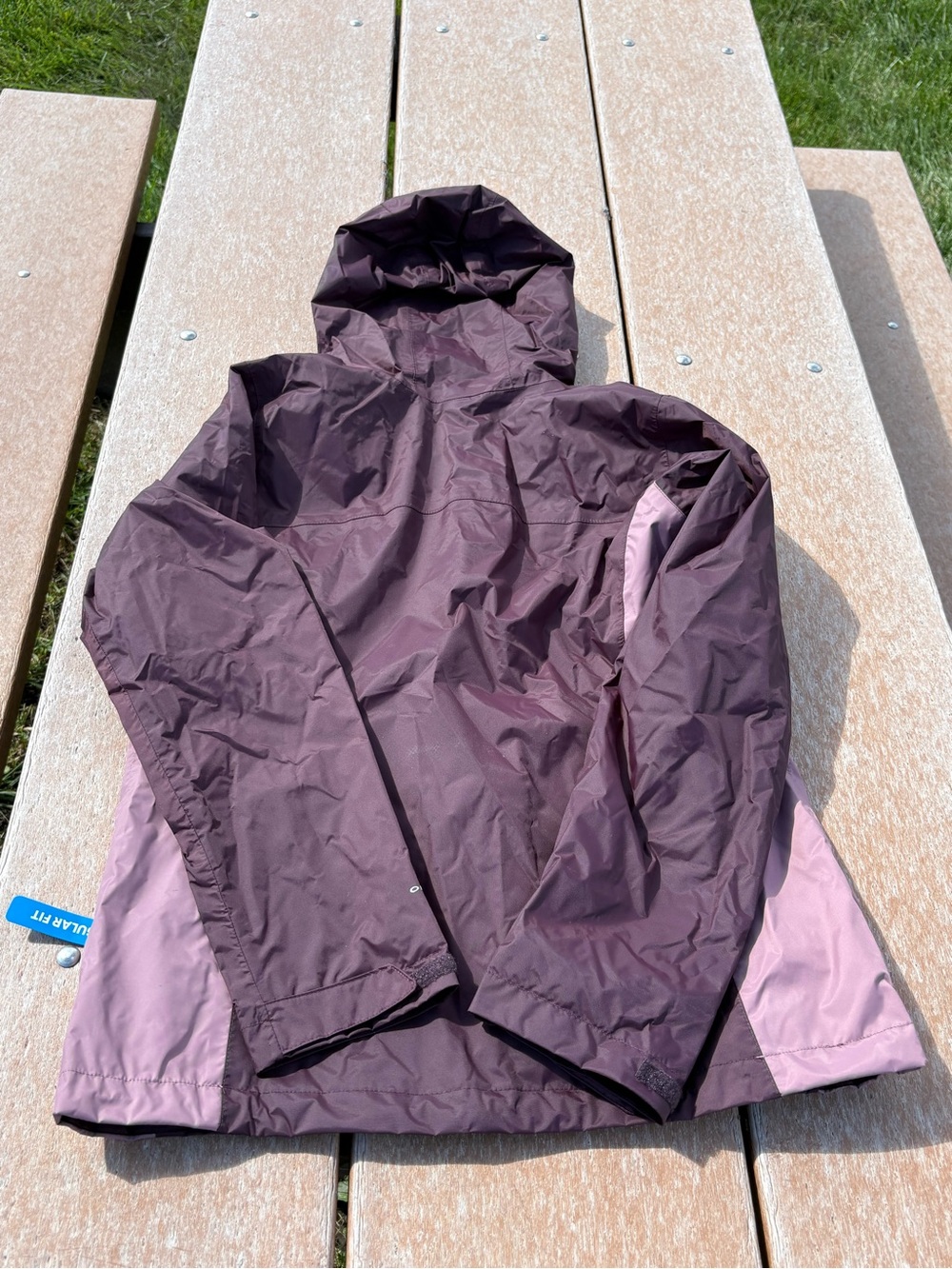 Columbia Women's Jacket in Plum and Light Pink